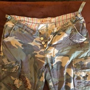 Vintage DANANG crop army pant with design